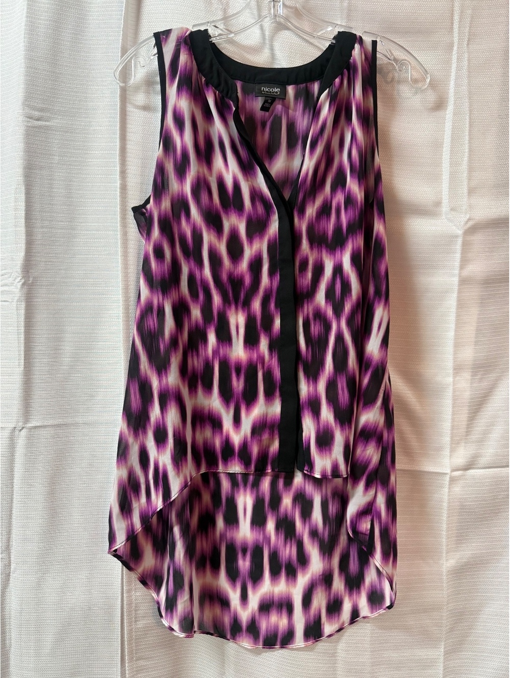 Nicole by Nicole Miller Sleeveless Purple and Black Patterned Blouse, Size M